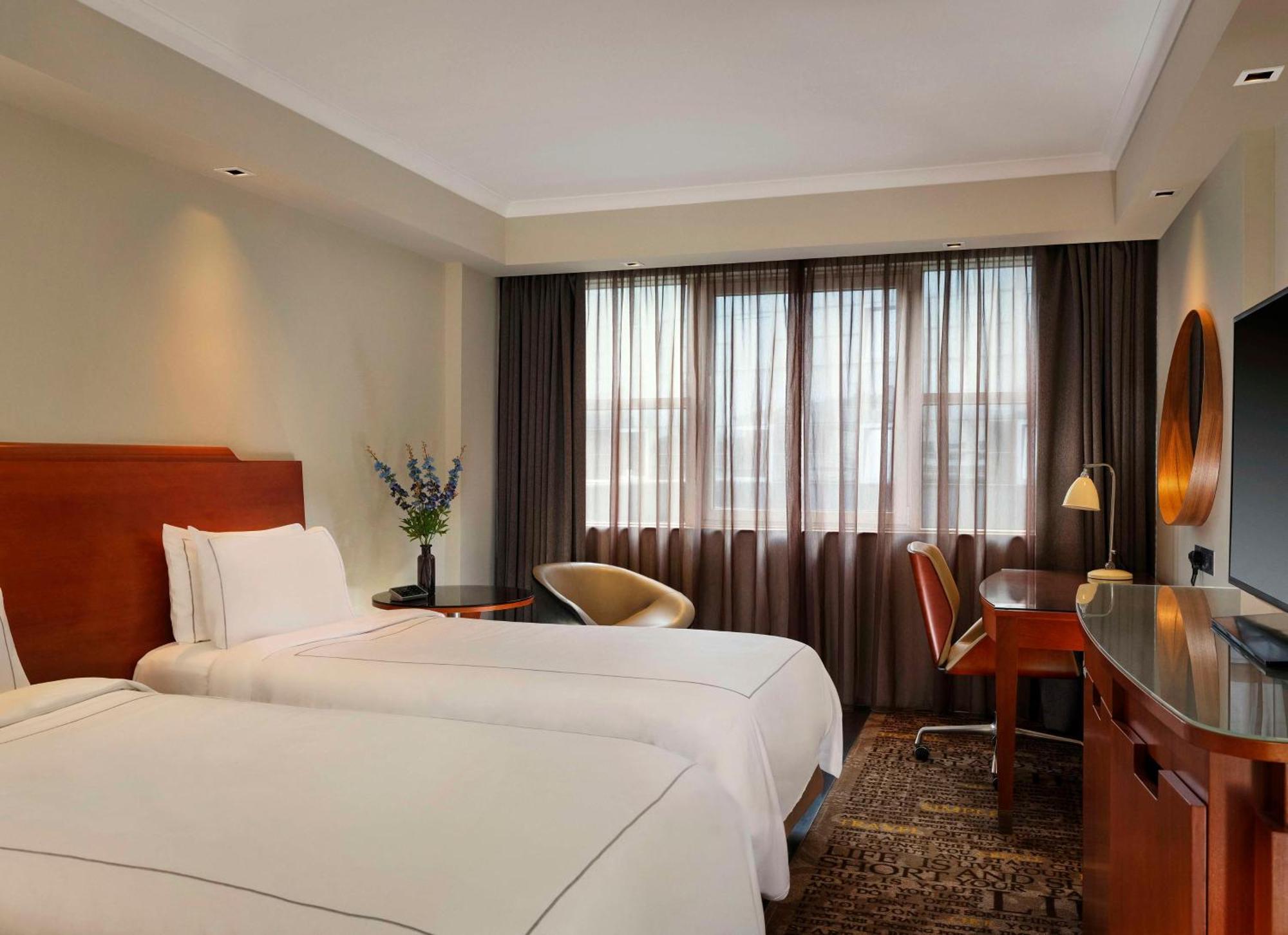 Park Plaza Victoria London Hotel Екстериор снимка